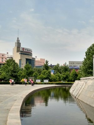 河北省保定市雄縣富城東街靠近文昌園小區(qū)